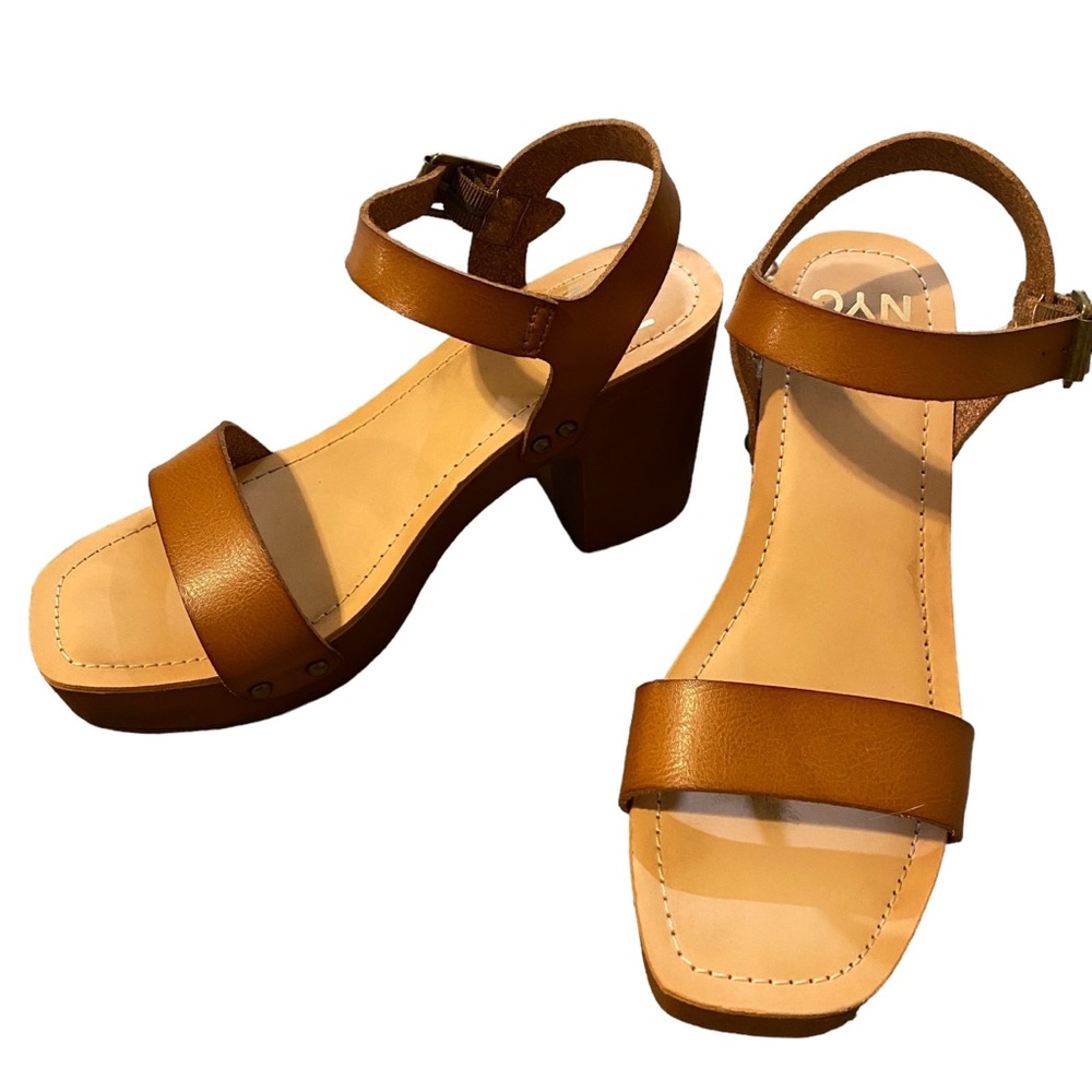 Madden NYC Women's Block Chunky Style Sandal Tan